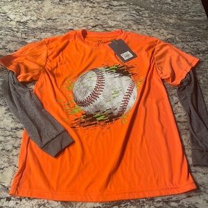 Boys Tek Gear long sleeve size M